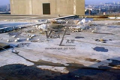 Remoções do piso armado no heliponto